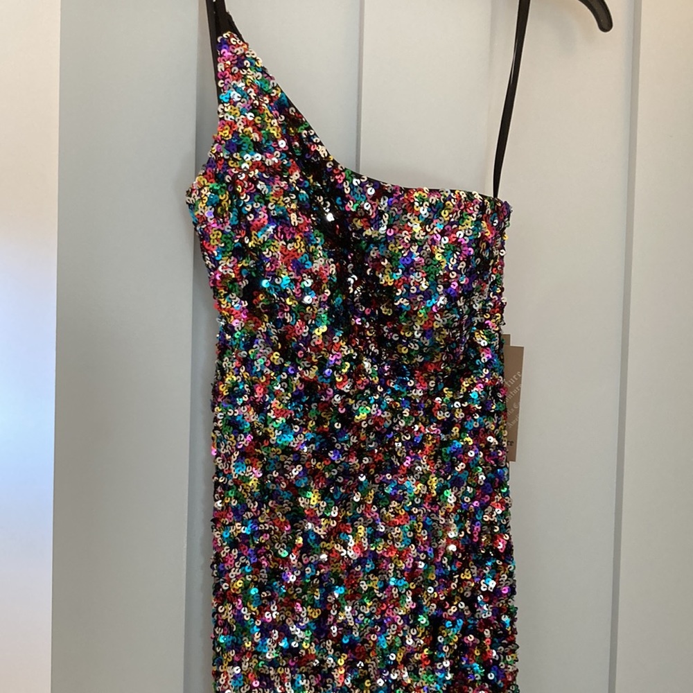 Black/multi color sequinned Prom gown.      Amelia Couture. Size 6 - Picture 3 of 7